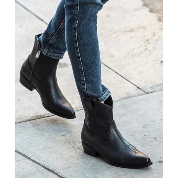 Anine Bing Elton Boot in black (western)37/7 - Picture 4 of 11